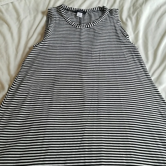 Urban Outfitters Dresss - Picture 4 of 4